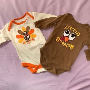 Set of Two Thanksgiving Twin Onesies with Turkeys 0-3 months